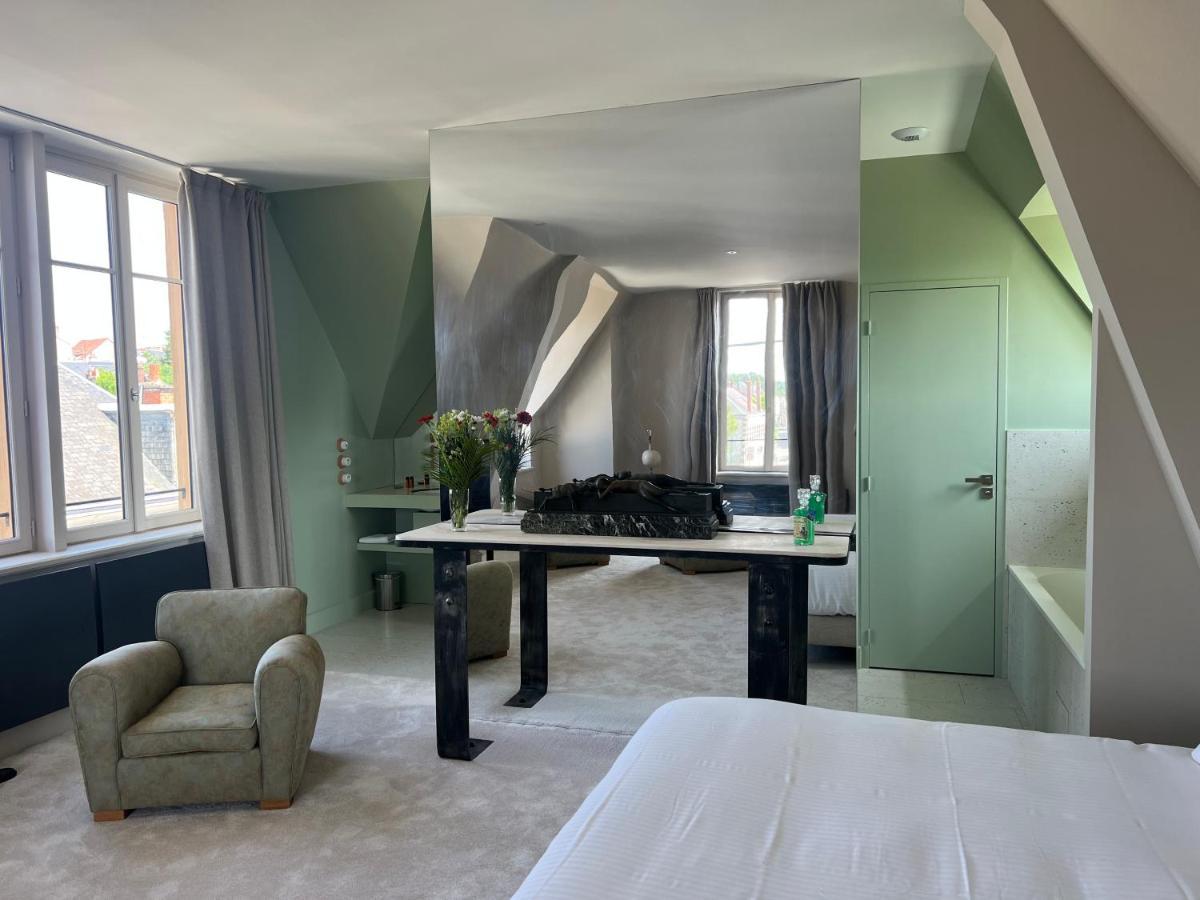 Logis Hotel La Maison A Pan De Bois Vierzon Buitenkant foto