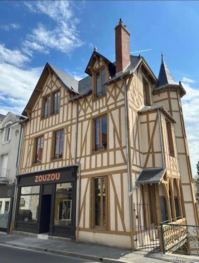 Logis Hotel La Maison A Pan De Bois Vierzon Buitenkant foto