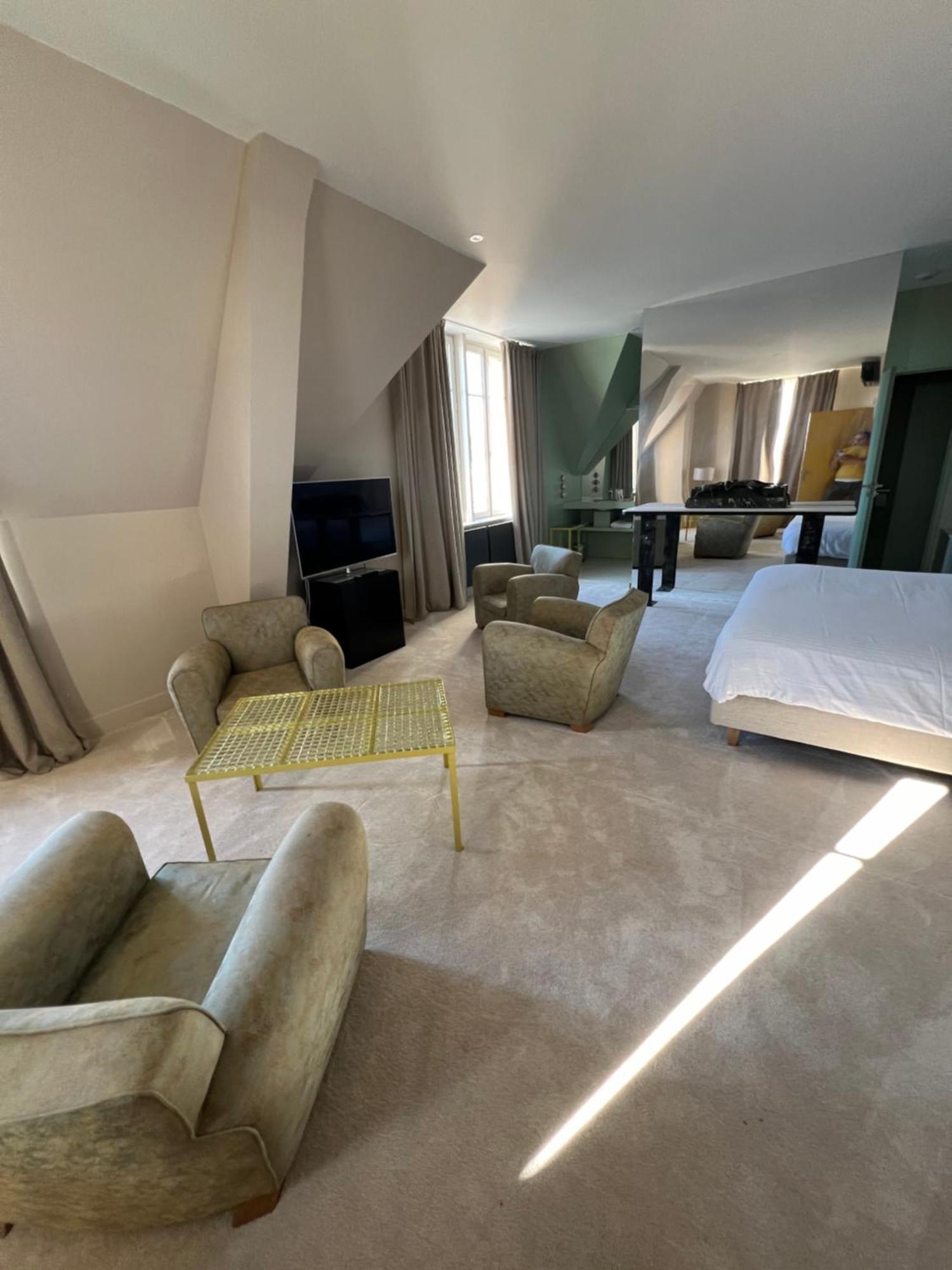 Logis Hotel La Maison A Pan De Bois Vierzon Buitenkant foto