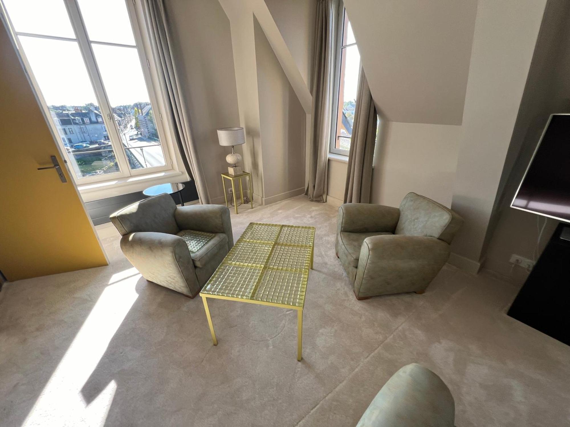 Logis Hotel La Maison A Pan De Bois Vierzon Buitenkant foto